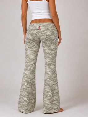 Vintage Y2K Hard Tail Camo Fold Over Low Rise Flare Yoga Pants USA Small